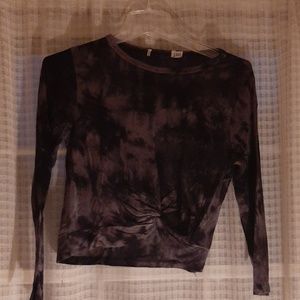 Comfy and stylish long sleeve shirt